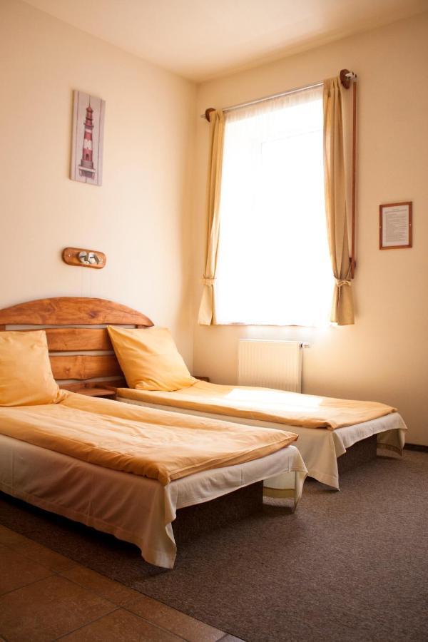 Hotel Bida Z Nedza Ozarow Mazowiecki Extérieur photo